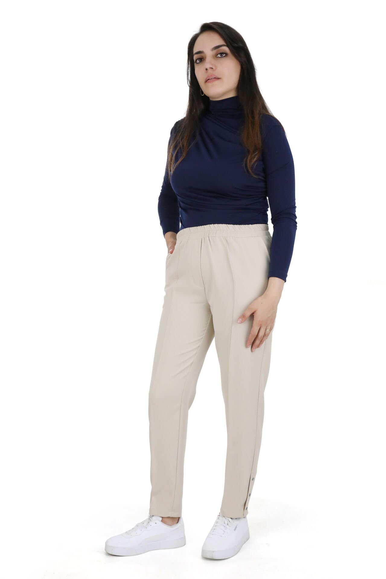 Paça Detaylı Pantolon