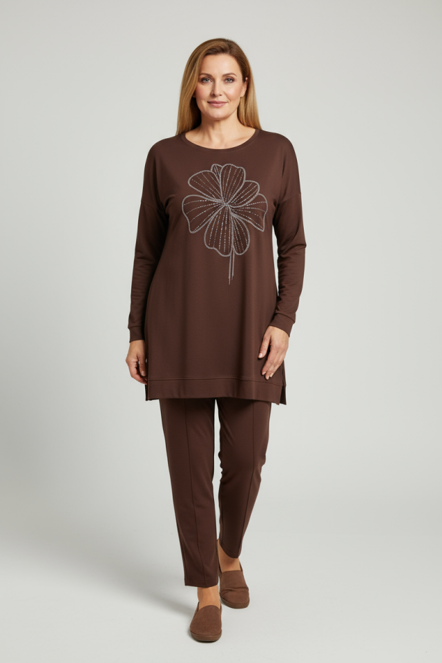 ÖNÜ ÇİÇEKLİ TAŞLI TAKIM